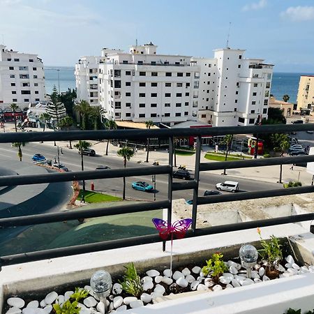Bright Apartment With Sea View, Few Steps Away From The Tgv Tangier Exterior photo