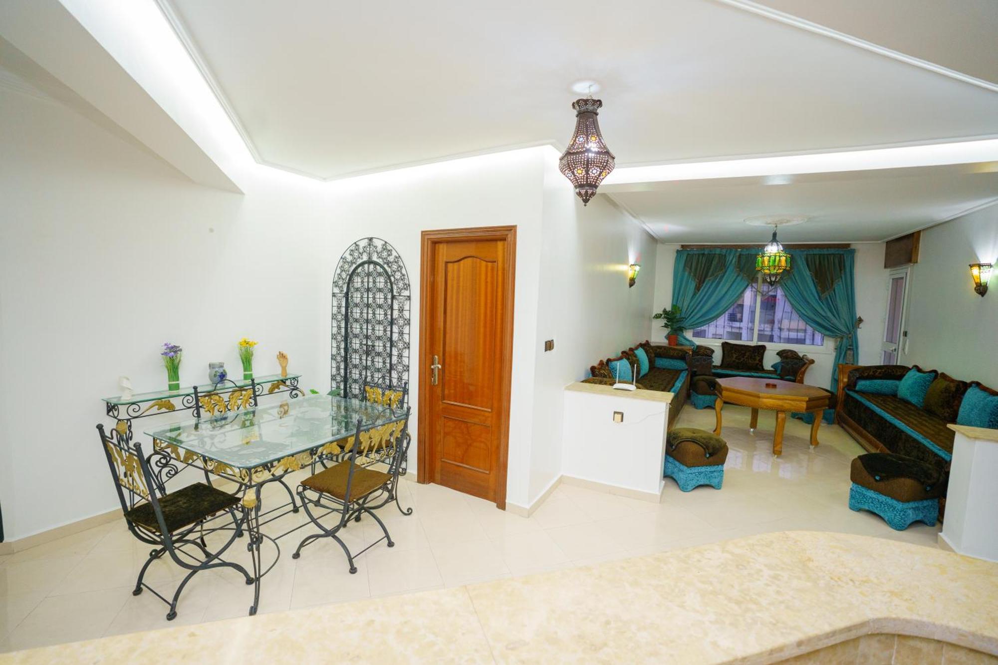 Bright Apartment With Sea View, Few Steps Away From The Tgv Tangier Exterior photo