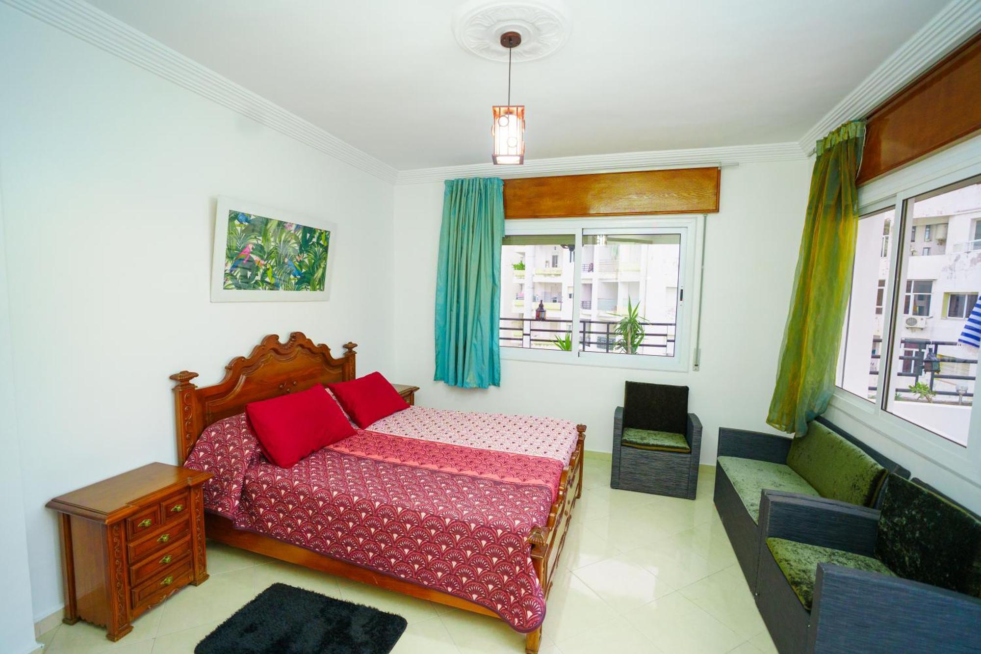 Bright Apartment With Sea View, Few Steps Away From The Tgv Tangier Exterior photo
